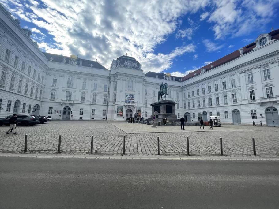 Datri Petite Suite 9 Вена Экстерьер фото